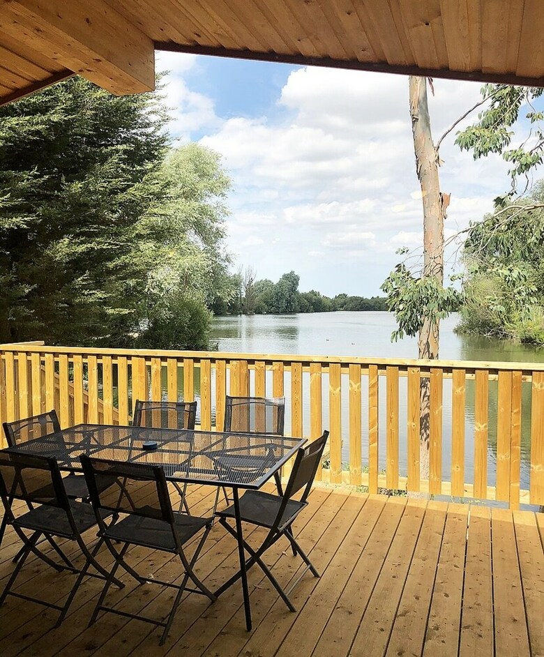 Posada Woodlakes Park