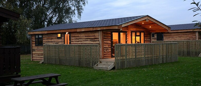 Posada Woodlakes Park