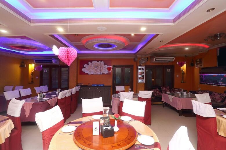 Oyo 557 Hotel Pujan