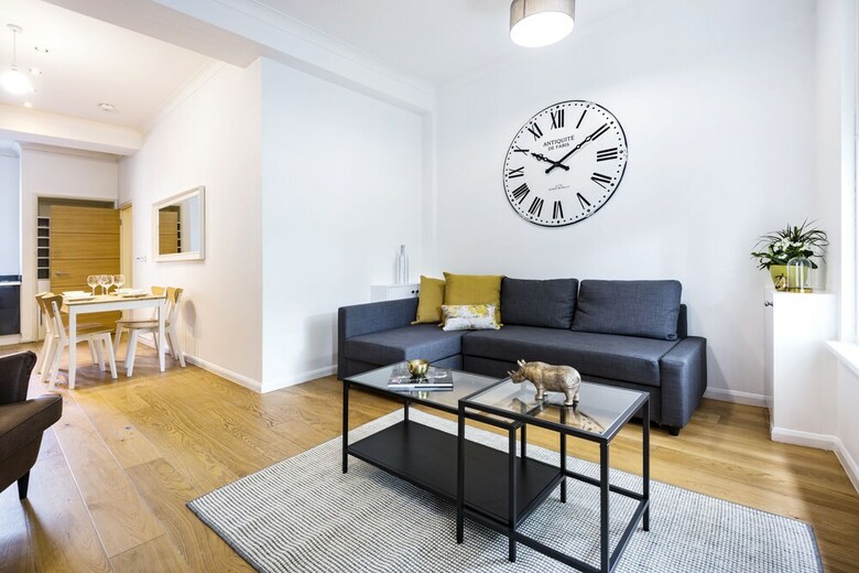 Stamford Brook Apartments