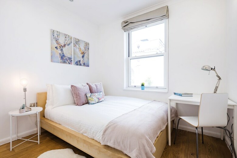Stamford Brook Apartments