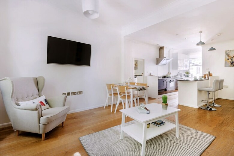 Stamford Brook Apartments