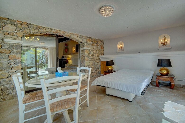 Villa Cannes Hills Exclusive Area Fits 20