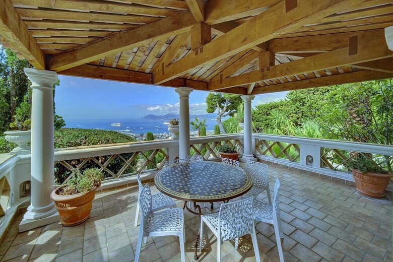 Villa Cannes Hills Exclusive Area Fits 20
