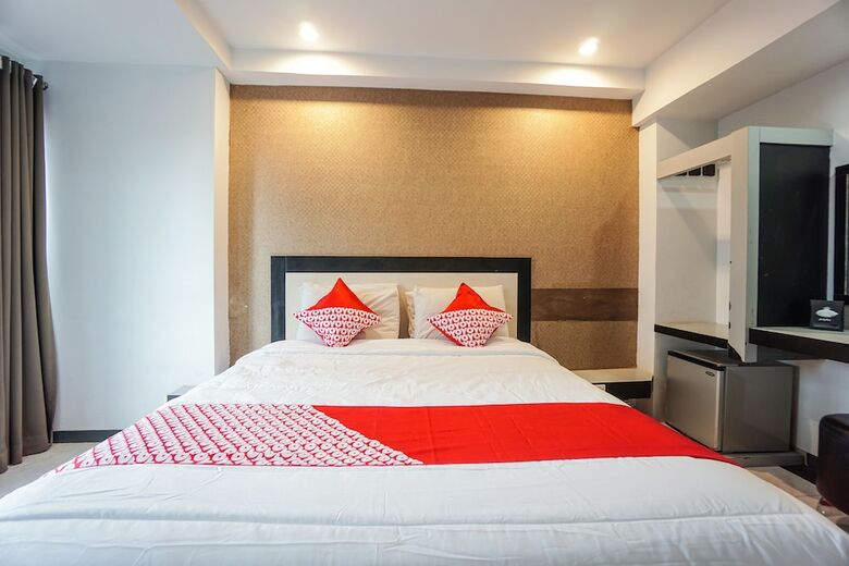 Hostal Oyo 1318 Hotel Prince Boulevard