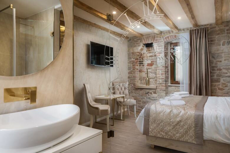 Hotel Timeless Luxury Rooms