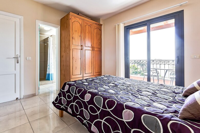 Apartamentos Altemar H5