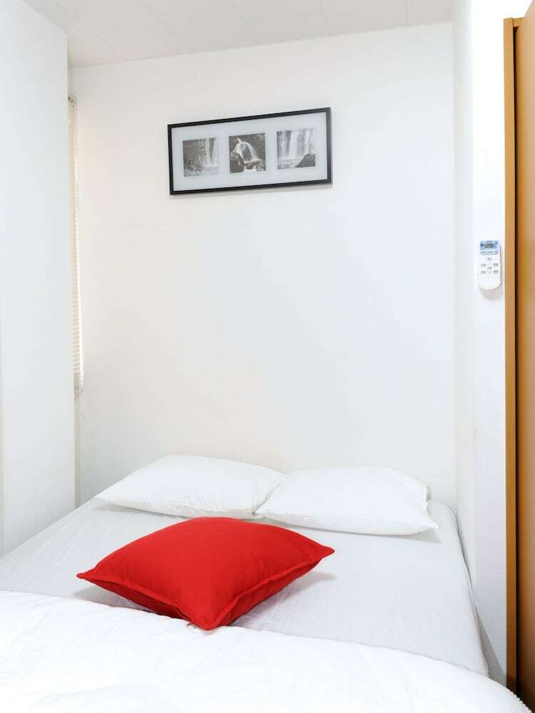 Genesis Apartments - Ebisu Building