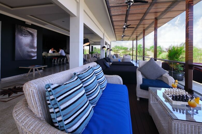 Hotel Nusa Dua Retreat