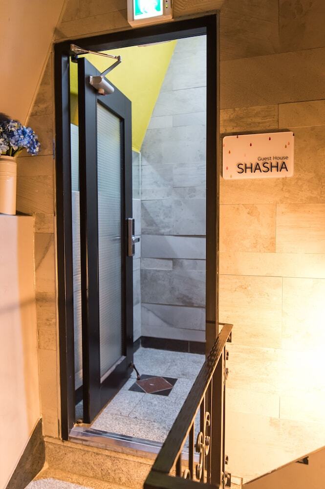 Hotel Guest House Shasha