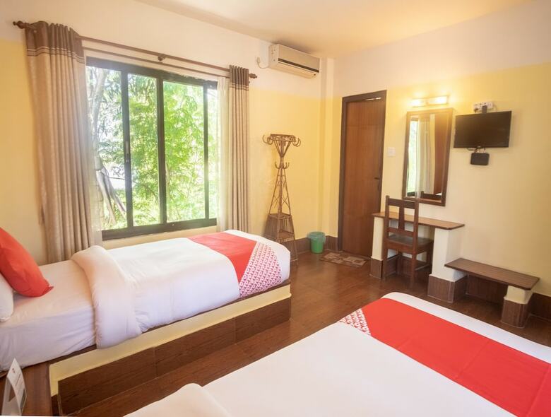Hotel Oyo 556 Chitwan Riverside Resort