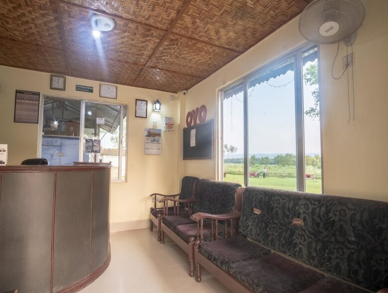Hotel Oyo 556 Chitwan Riverside Resort