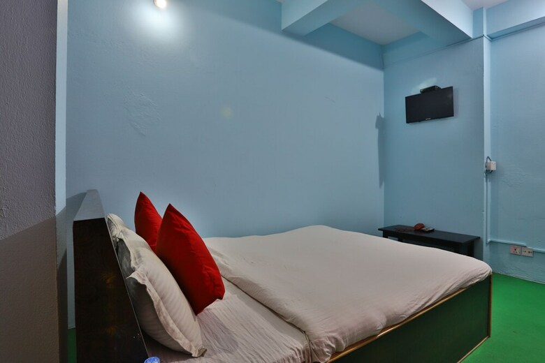 Spot On 521 Himalayan Regency Hotel