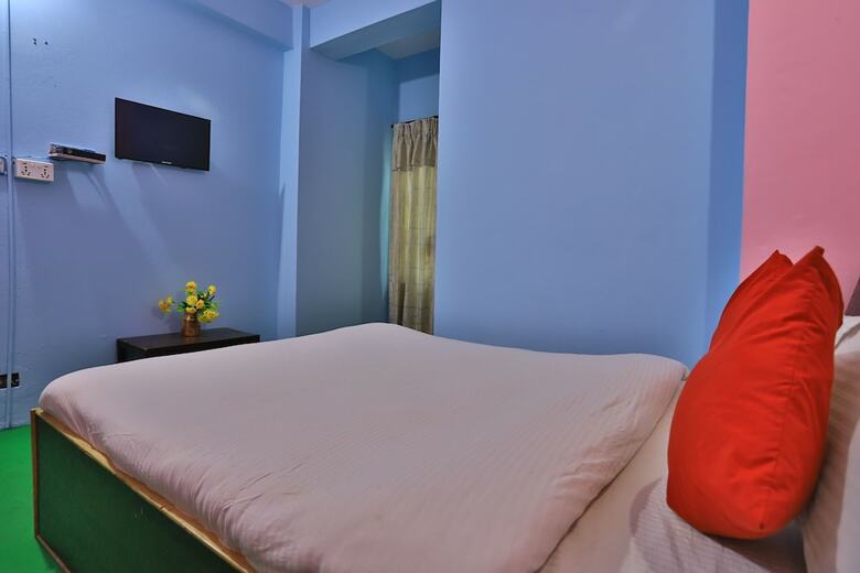 Spot On 521 Himalayan Regency Hotel