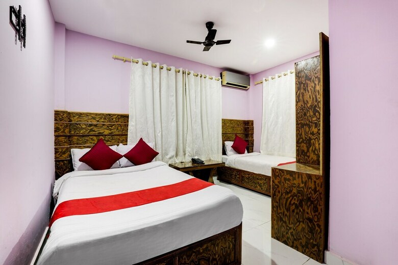 Spot On 568 Hotel Panas
