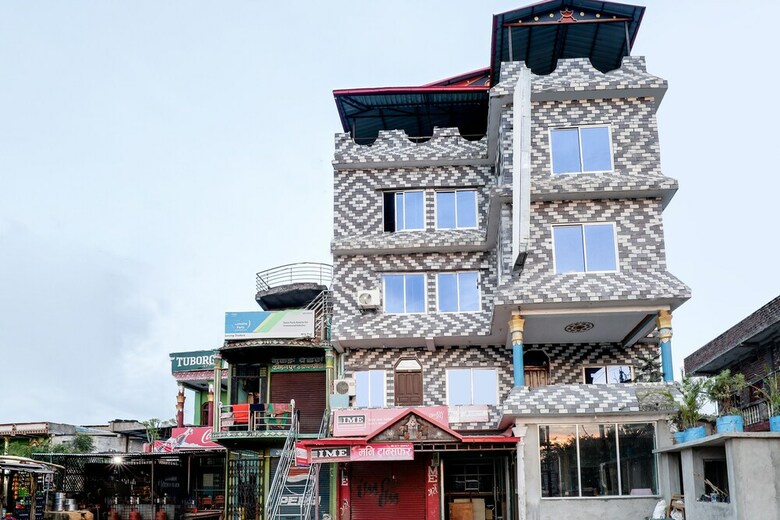 Spot On 568 Hotel Panas