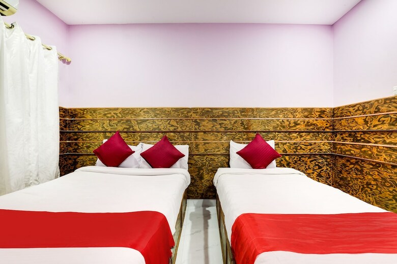 Spot On 568 Hotel Panas