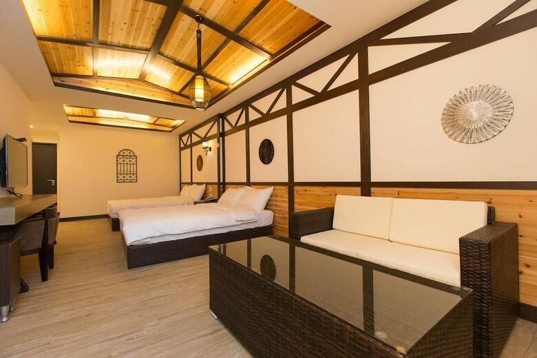 Bed & Breakfast No. 16 Homestay