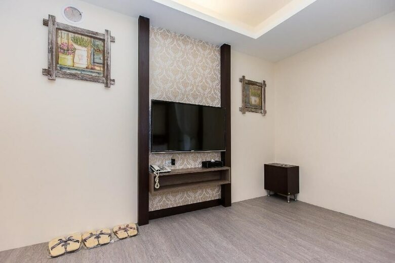 Bed & Breakfast No. 16 Homestay