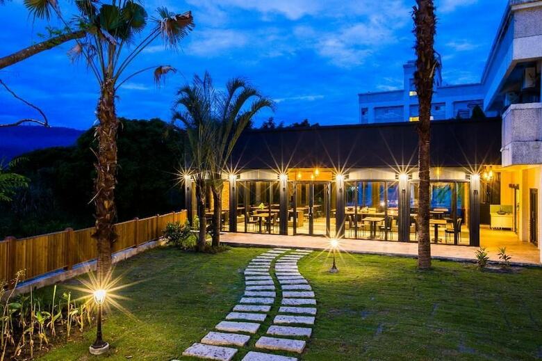 Bed & Breakfast No. 16 Homestay