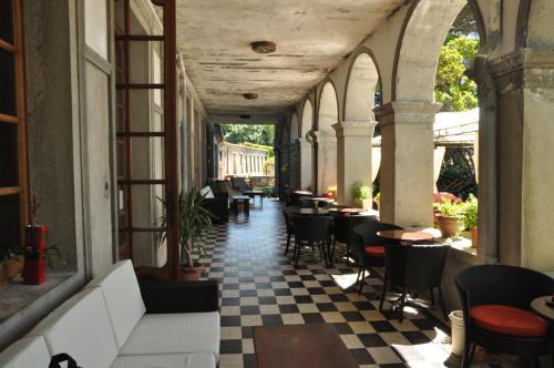 Bed & Breakfast Apostrophe Chambres D'h�tes