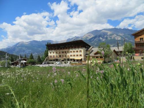 Hotel H�tel Soleil Des Neiges