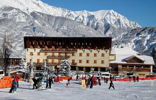 Hotel H�tel Soleil Des Neiges