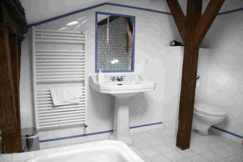 Hostal Chambres D'h�tes Le Loubet