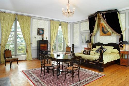 Bed & Breakfast Ch�teau De Clermont-sav�s