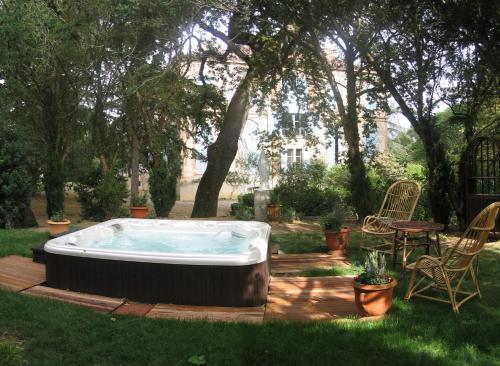 Bed & Breakfast Ch�teau De Clermont-sav�s