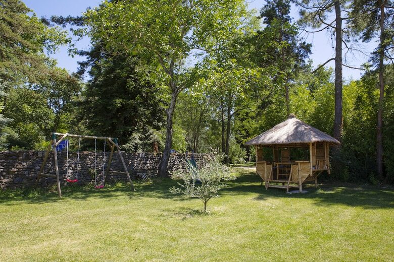 Bed & Breakfast Chateau De Mauras