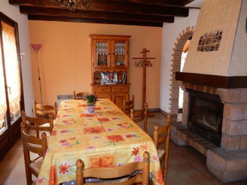 Holiday Home Les Chalets Du Neune Gerbepal