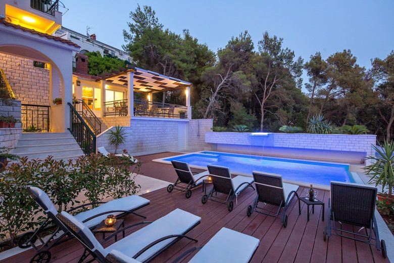 Villa Fani - Apartments And Rooms