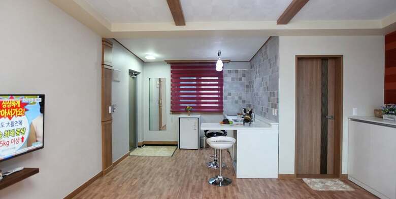 Modern House Pension
