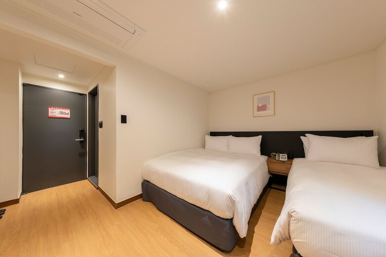 First Stay Hotel Eagle Owl