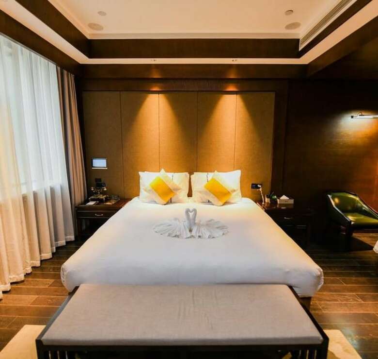 Elite Polink Hotel (Chongqing Jiefangbei Branch)