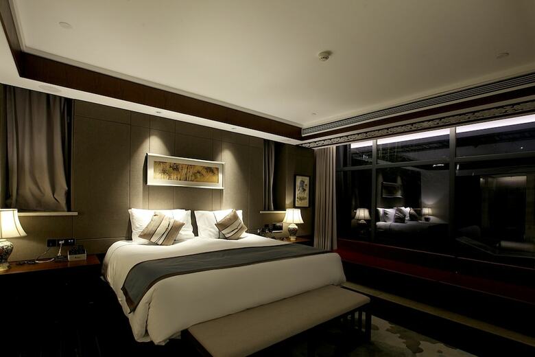 Elite Polink Hotel (Chongqing Jiefangbei Branch)