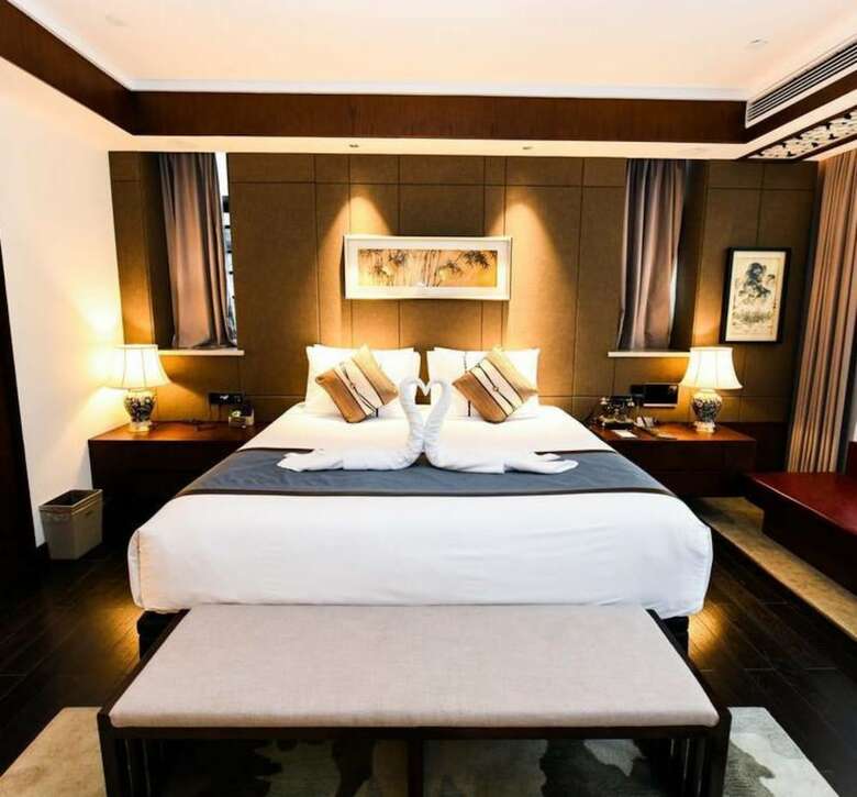 Elite Polink Hotel (Chongqing Jiefangbei Branch)