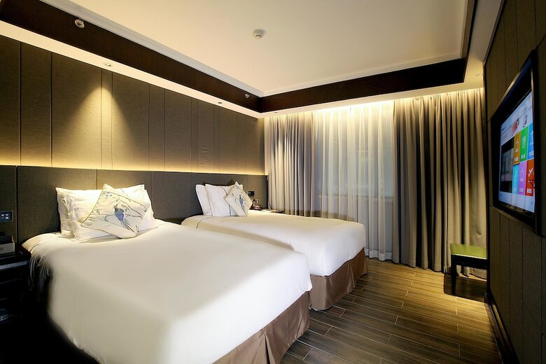 Elite Polink Hotel (Chongqing Jiefangbei Branch)