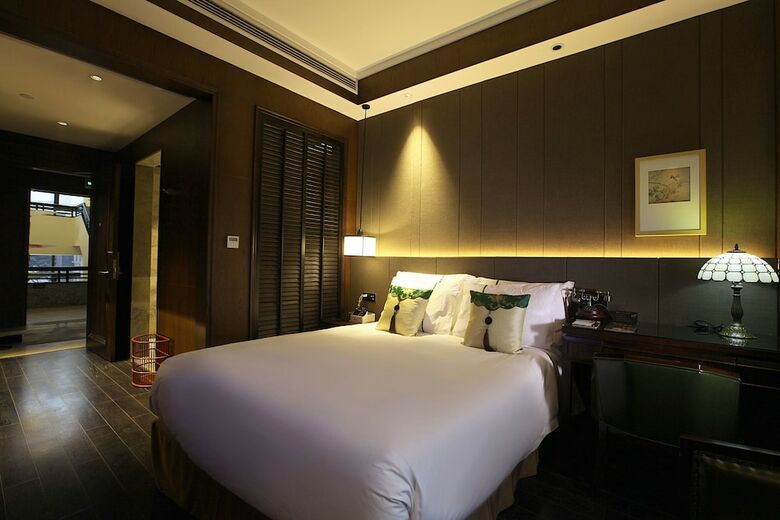 Elite Polink Hotel (Chongqing Jiefangbei Branch)
