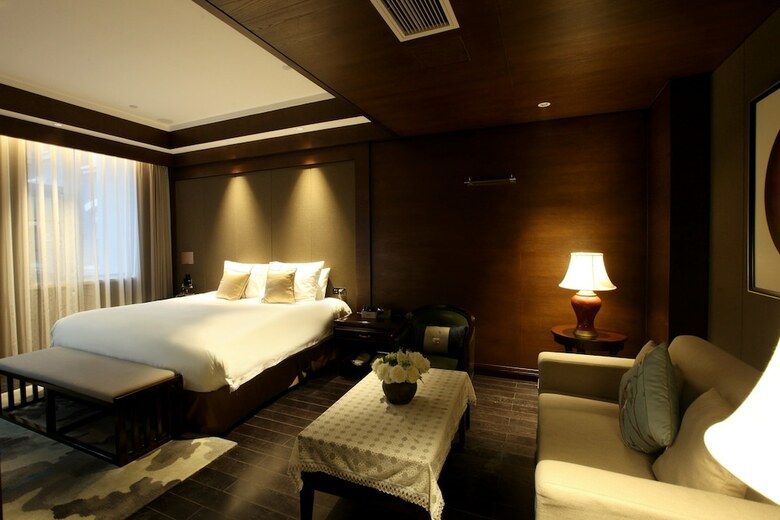 Elite Polink Hotel (Chongqing Jiefangbei Branch)