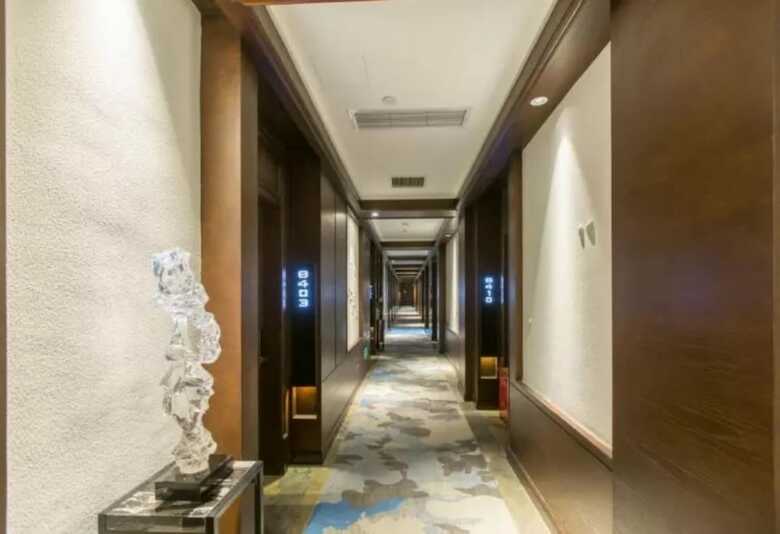 Elite Polink Hotel (Chongqing Jiefangbei Branch)
