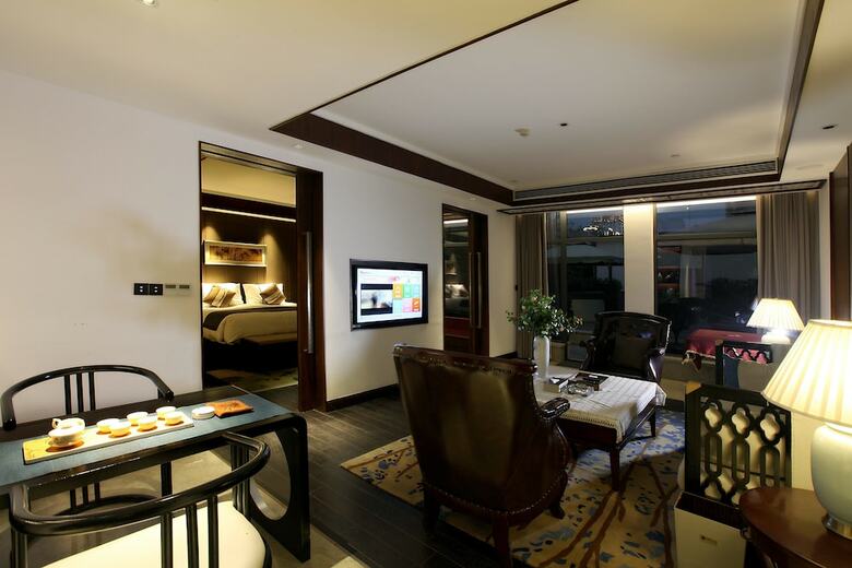 Elite Polink Hotel (Chongqing Jiefangbei Branch)