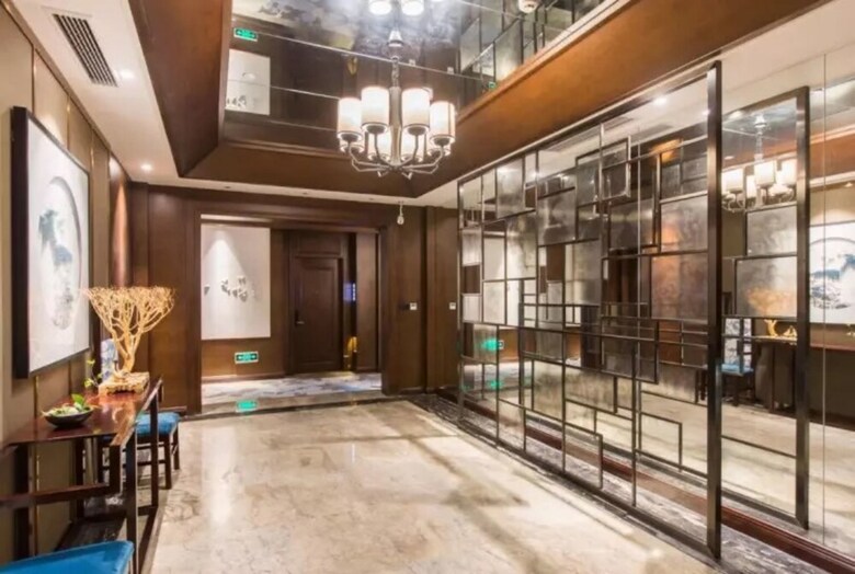 Elite Polink Hotel (Chongqing Jiefangbei Branch)