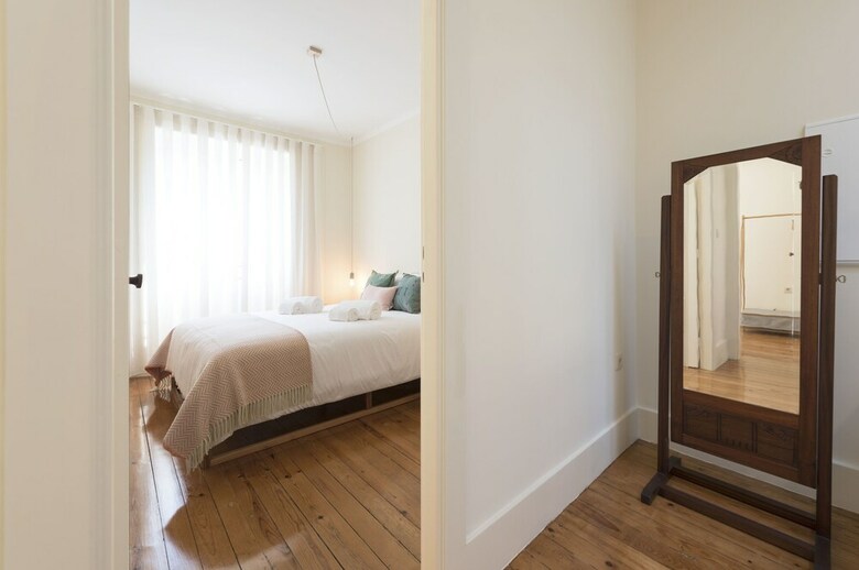 Tripas-cora��o, Breiner Apartments