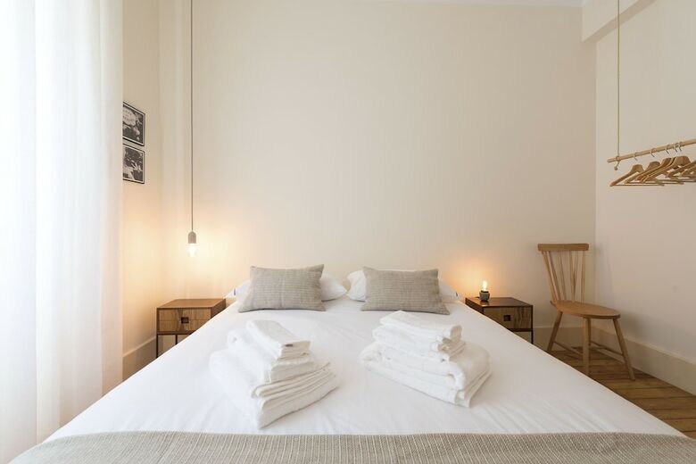 Tripas-cora��o, Breiner Apartments