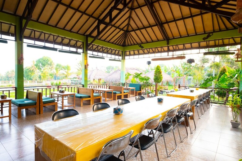 Hotel Oyo 1320 Green Orry Inn