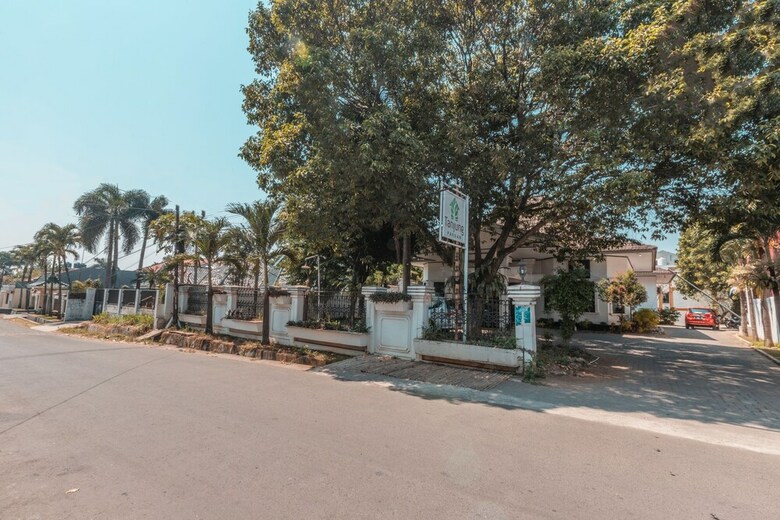 Hostal Oyo 1329 Tanjung Pakuan