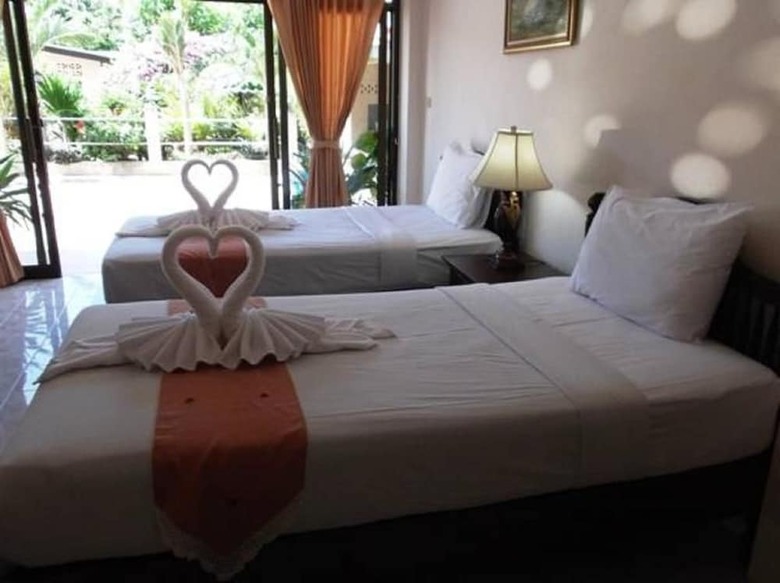 Panupong Hotel