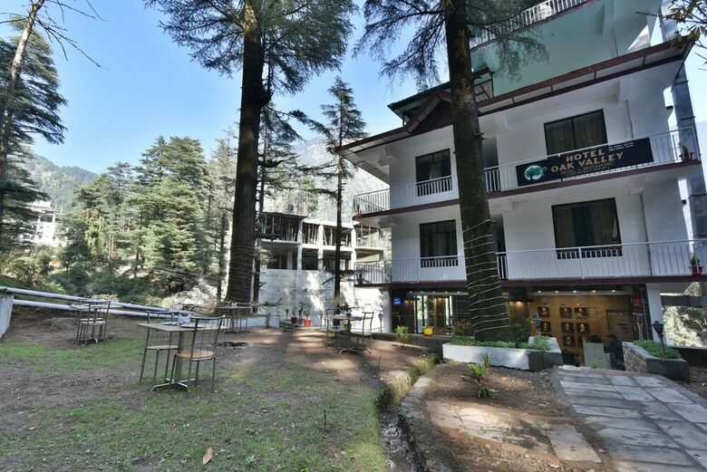 Hotel The Oak Valley